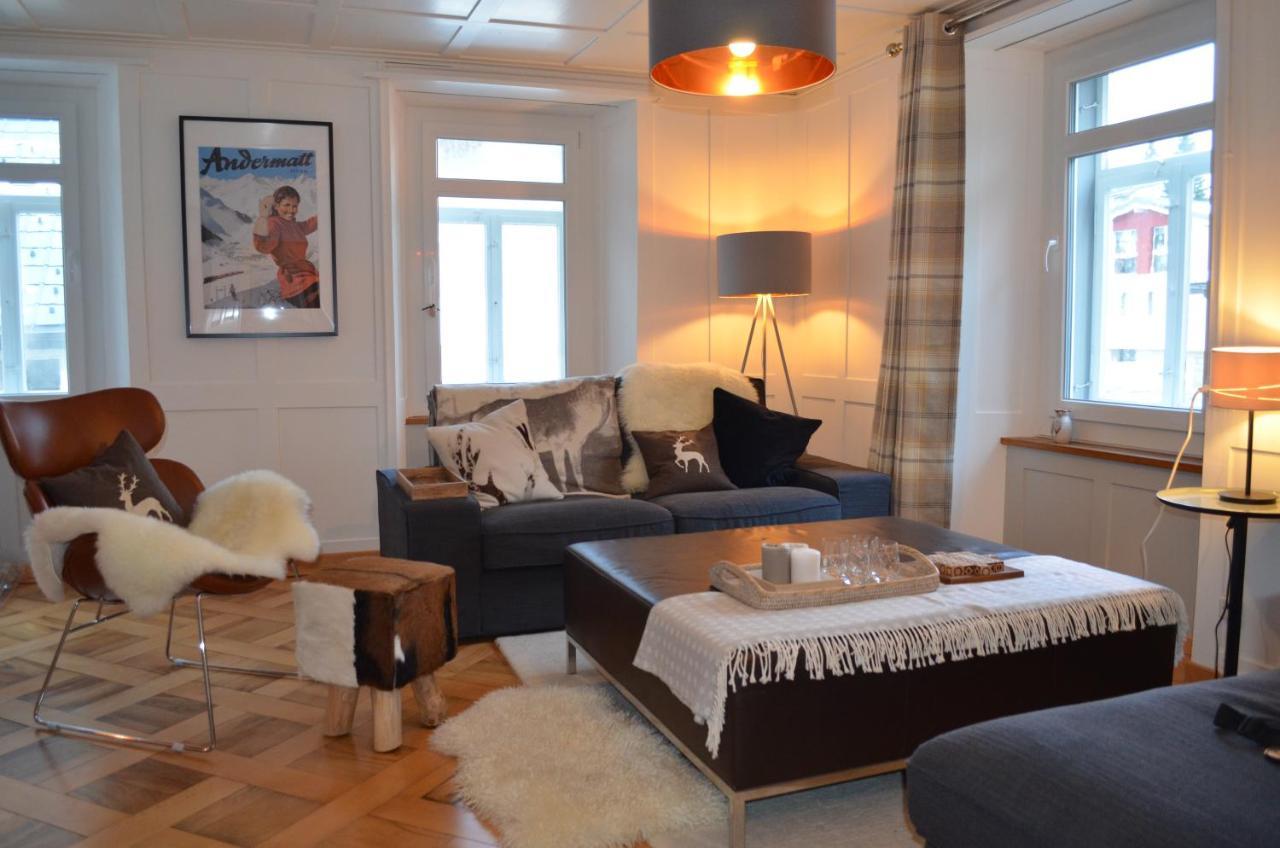 Alpine Haus Apartment Goschenen Bagian luar foto