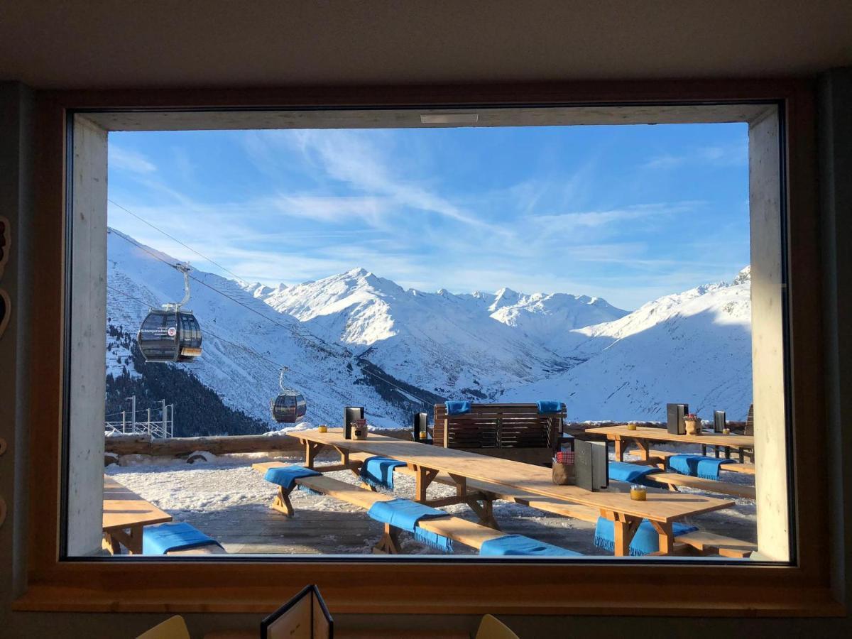 Alpine Haus Apartment Goschenen Bagian luar foto